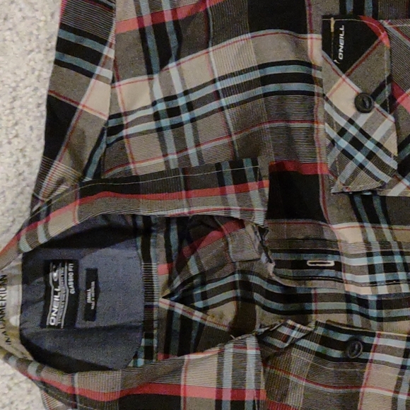 Men's O'Neill Button Down Shirt. Size Small. NWOT. - Picture 2 of 3